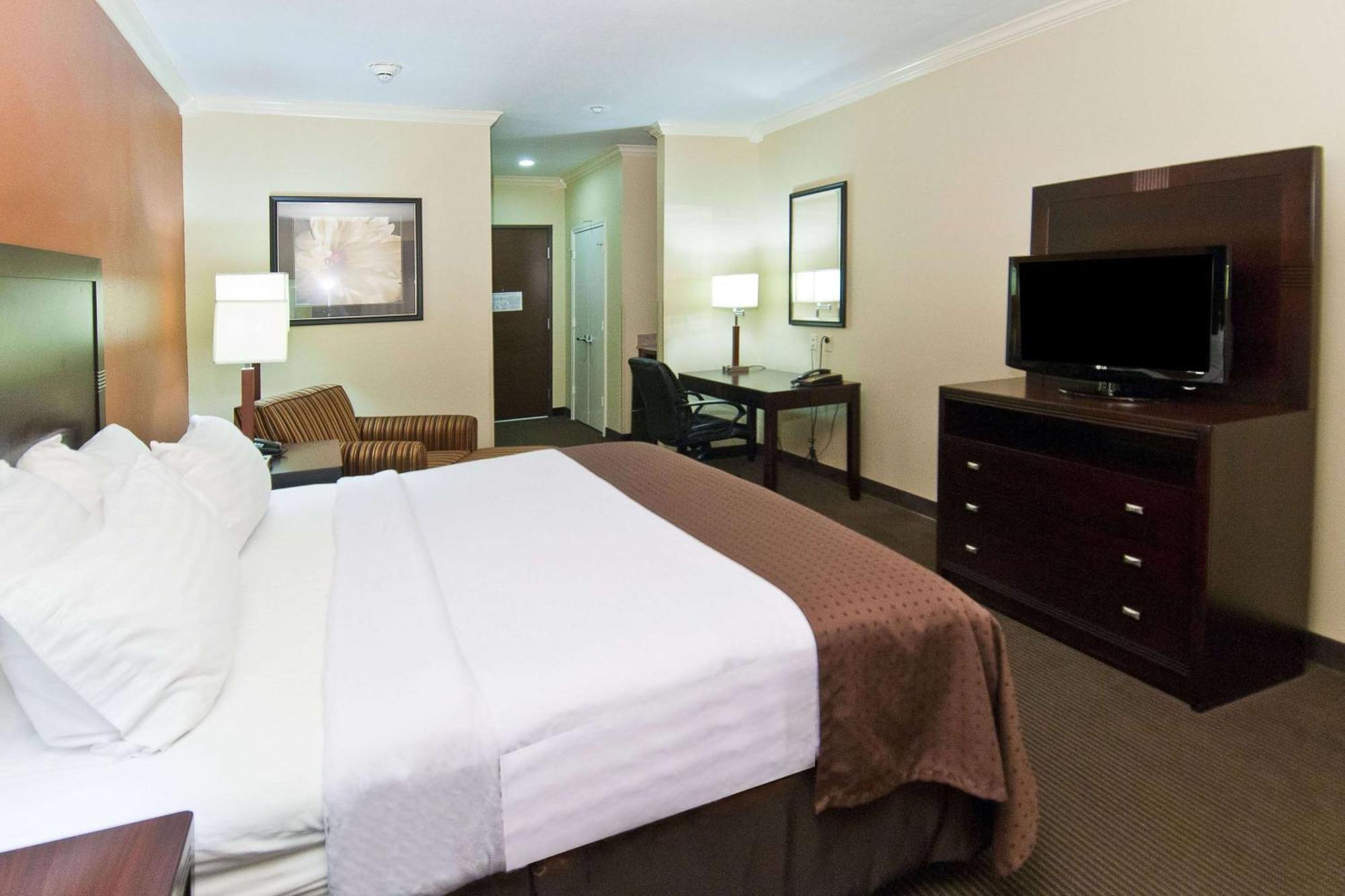 Wyndham Lake Charles Exterior photo